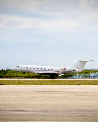 16-11-2025 Bonaire Princess Beatrix arrived at the Bonaire Flamingo International Airport for her 2 day visit to the island of Bonaire. Â  Copyright: xPPEx