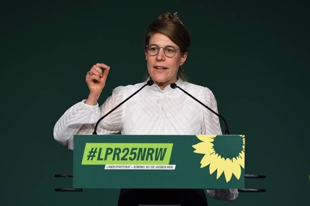 State party council of the GRÜNEN NRW on 16 11 2025 in the Kulturfabrik Krefeld in Krefeld Verena Schäffer Chairwoman of the Greens NRW parliamentary group xRx