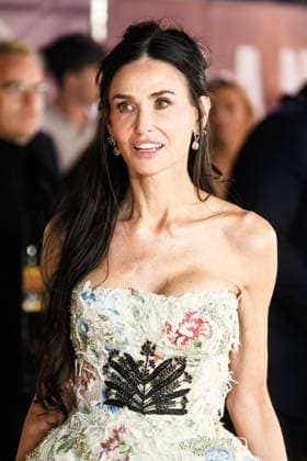 Landman Season Two UK premiere on Sunday 16 November 2025 Demi Moore seen at the Landman Season Two UK premiere on Sunday 16 November 2025 at Cineworld Leicester Square, London. ., Credit:Julie Edwards Avalon  Copyright: xJuliexEdwardsx xAvalonx 1052833677