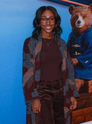 Celebrities At The Paddington Bear Festive Experience VIP Day In London - 16 Nov 2025 Alexandra Burke seen attending The Paddington Bear Festive Experience VIP Day at County Hall in London. London United Kingdom Copyright: xBrettxCovex xSOPAxImagesx Alexandra BDC_6381