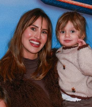 Celebrities At The Paddington Bear Festive Experience VIP Day In London - 16 Nov 2025 Ferne McCann seen attending The Paddington Bear Festive Experience VIP Day at County Hall in London. London United Kingdom Copyright: xBrettxCovex xSOPAxImagesx Ferne BDC_6274