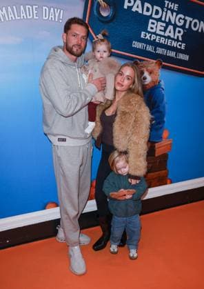 Celebrities At The Paddington Bear Festive Experience VIP Day In London - 16 Nov 2025 Lewis Burton and Lottie Tomlinson seen attending The Paddington Bear Festive Experience VIP Day at County Hall in London. London United Kingdom Copyright: xBrettxCovex xSOPAxImagesx Lewis Lottie BDC_6419