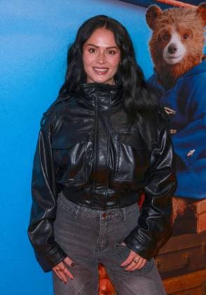 Celebrities At The Paddington Bear Festive Experience VIP Day In London - 16 Nov 2025 Olivia Hawkins seen attending The Paddington Bear Festive Experience VIP Day at County Hall in London. London United Kingdom Copyright: xBrettxCovex xSOPAxImagesx Liv BDC_6117
