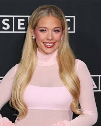 2025 SESAC Country Awards Megan Moroney attends the 2025 SESAC Country Awards held at the Country Music Hall of Fame on November 16, 2025 in Nashville, TN Nashville Country Music Hall of Fame Tennessee USA Copyright: xCurtisxHilbunx xAFF-USA.comx