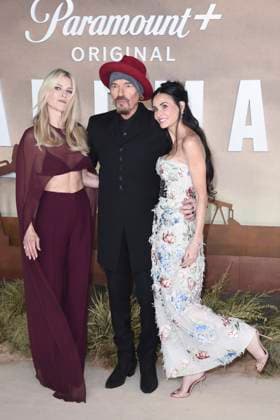 Ali Larter, Billy Bob Thornton and Demi Moore at the premiere of season 2 of the Paramount series Landman at Cineworld Leicester Square London, 16 11 2025 Foto:xS.xVasx xFuturexImagex landman_london_5168