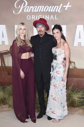 Ali Larter, Billy Bob Thornton and Demi Moore at the premiere of season 2 of the Paramount series Landman at Cineworld Leicester Square London, 16 11 2025 Foto:xS.xVasx xFuturexImagex landman_london_5171