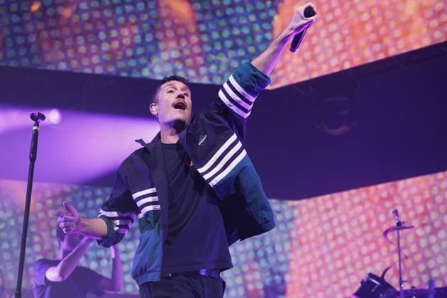 Bastille performs in Brighton, UK Brighton, UK, Bastille, Sunday 16 November 2025 at The Brighton Centre. Dan Smith vocalist pictured., Credit:Andy Sturmey Avalon United Kingdom  Copyright: xAndyxSturmeyx xAvalonx 1052865661