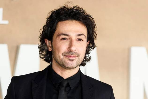 Alex Zane at the premiere of season 2 of the Paramount series Landman at Cineworld Leicester Square London, 16 11 2025 Foto:xJ.xEdwardsx xFuturexImagex landman_london_5189