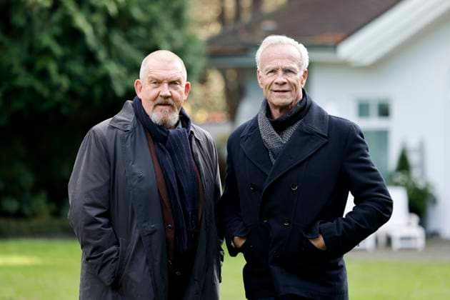 Die Tatort-Schauspieler Dietmar Bär (Freddy Schenk) und Klaus J. Behrendt (Max Ballauf) bei einem Fototermin zum 98. Kölner Tatort Der Glücklichmacher im Kölner Villenviertel in Hahnwald. Köln, 17.11.2025 NRW Deutschland *** The Tatort actors Dietmar Bär Freddy Schenk and Klaus J Behrendt Max Ballauf at a photo shoot for the 98th Cologne Tatort Der Glücklichmacher in the Cologne villa district in Hahnwald Cologne, 17 11 2025 NRW Germany Copyright: xChristophxHardtx