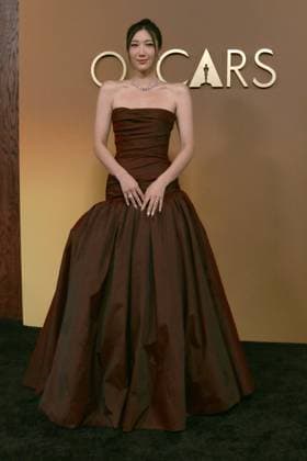 USA - 2025 Governors Awards - Los Angeles LOS ANGELES - NOV 16: Ejae at the 2025 Governors Awards at the Ray Dolby Ballroom on November 16, 2025 in Los Angeles, CA Los Angeles CA USA  Copyright: xKathyxHutchinsx xHutchinsxPhotox