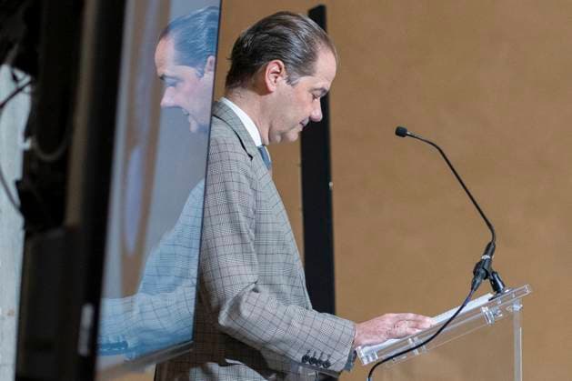 Max Hollein, director of the Metropolitan Museum of Art (MET), speaks at the presentation of the Costume Institute s spring 2026 exhibition in New York, United States, 17 November 2025. The 2026 MET Gala will explore fashion as art and the relationship between clothing and the body. !ACHTUNG: NUR REDAKTIONELLE NUTZUNG!  Copyright: xAngelxColmenaresx AME9972 20251117-55018564938_1