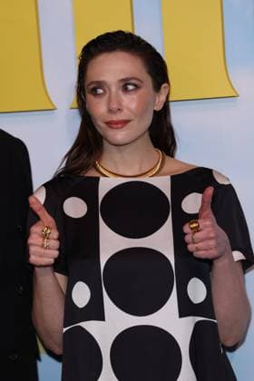 . 17 11 2025. London, United Kingdom. Elizabeth Olsen arriving at the Eternity premiere in London.  xStephenxLockx xi-Imagesx IIM-26385-0001