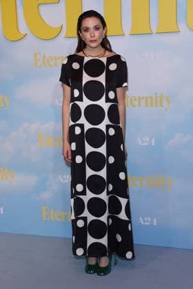 . 17 11 2025. London, United Kingdom. Elizabeth Olsen arriving at the Eternity premiere in London.  xStephenxLockx xi-Imagesx IIM-26385-0004