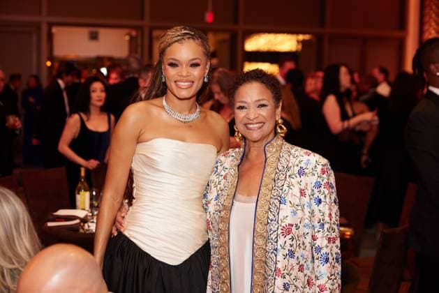 16th Governors Awards Andra Day and Debbie Allen at the 16th Governors Awards in the Ray Dolby Ballroom at Ovation Hollywood on Sunday, November 16, 2025., Credit: AMPAS Avalon USA, CA, Hollywood, Ovation Hollywood  Copyright: x AMPASx xAvalonx 1052990789