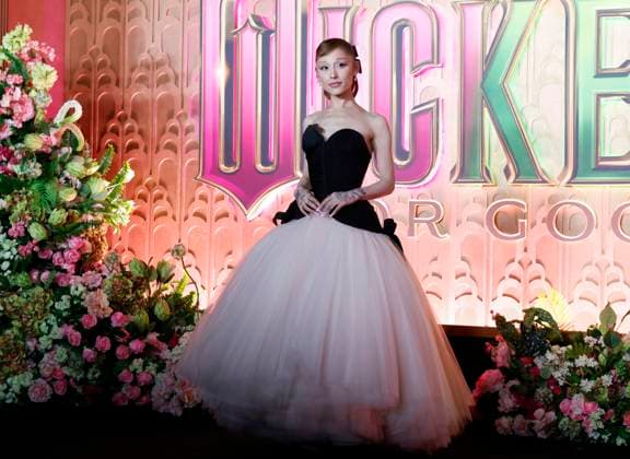 Ariana Grande arrives on the red carpet at the Wicked: For Good! New York Premiere at David Geffen Hall, Lincoln Center on Monday, November 17, 2025 in New York City  NYP20251117116 JOHNxANGELILLO