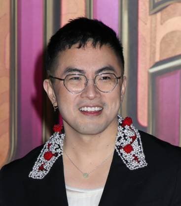 Wicked: For Good New York Premiere Bowen Yang attending the Wicked: For Good New York Premiere held at the David Geffen Hall on November 17, 2025 in New York City, NY New York City David Geffen Hall NY USA Copyright: xStevenxBergman AFF-USA.COMx