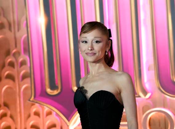 Wicked For Good New York Premiere Ariana Grande wearing Schiaparelli attends the Wicked For Good New York Premiere, held at Lincoln Center in New York City, Monday, November 17, 2025., Credit:Jennifer Graylock-Graylock.comJennifer Graylock-Graylock.com Avalon United States, New York, New York, Lincoln Center  Copyright: xJenniferxGraylock-Graylock.comJenniferxGraylock-Graylock.comx xAvalonx 1053059747