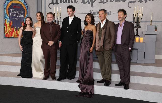 Los Angeles Premiere Of Netflix s Wake Up Dead Man: A Knives Out Mystery 17 November 2025 . Los Angeles, California - Cailee Spaeny, Mila Kunis, Rian Johnson, Josh O Connor, Kerry Washington, Josh Brolin and Rian Johnson At Los Angeles Premiere Of Netflix s Wake Up Dead Man: A Knives Out Mystery held at The Academy Museum of Motion Pictures in Los Angeles., Credit:Sadou Faye Avalon United States, CA, Los Angeles, Academy Museum of Motion Pictures  Copyright: xSadouxFayex xAvalonx 1053062740