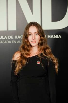 Premiere of La voz de Hind Actress Celia de Molina poses during the red carpet of the film La voz de Hind, at the Palacio de la Prensa, on November 18, 2025, in Madrid Spain The film narrates the anguished wait of a six-year-old Palestinian girl trapped in a car under fire in Gaza, while the Red Crescent tries to rescue her, trapped in a car under fire in Gaza, while the Red Crescent tries to rescue her The film focuses on the drama of the calls for help and the helplessness of those who try to help her, without showing explicit violence 18 NOVEMBER 2025 PREMIERE FILM PRESENTATION CINEMA GAZA Madrid Madrid Spain  Copyright: xMateoxLanzuelax 7109767