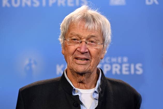 Gerhard POLT cabaret artist, single picture, cropped single motif, portrait, portrait, portrait award Bavarian Art Prize 2025 on 18 11 2025 at Bergson Kunstkraftwerk in Munich