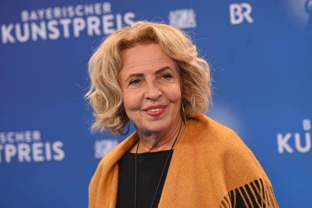 Michaela MAY actress, single picture, cropped single motif, portrait, portrait, portrait, Bavarian Art Prize 2025 award ceremony on 18 11 2025 at Bergson Kunstkraftwerk in Munich