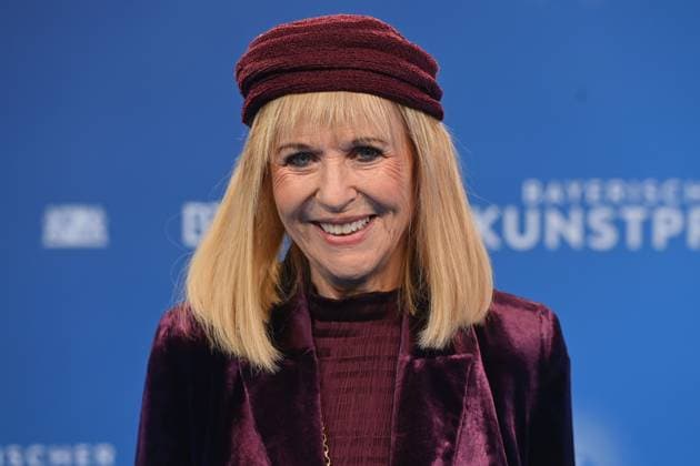 Patricia RIEKEL Journalist, single image, cropped single motif, portrait, portrait, portrait award Bavarian Art Prize 2025 on 18 11 2025 at Bergson Kunstkraftwerk in Munich