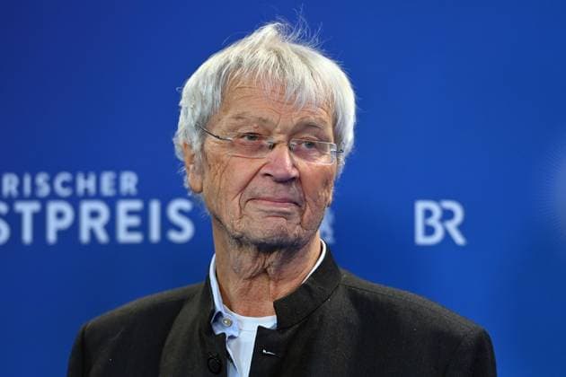 Gerhard POLT cabaret artist, single picture, cropped single motif, portrait, portrait, portrait award Bavarian Art Prize 2025 on 18 11 2025 at Bergson Kunstkraftwerk in Munich