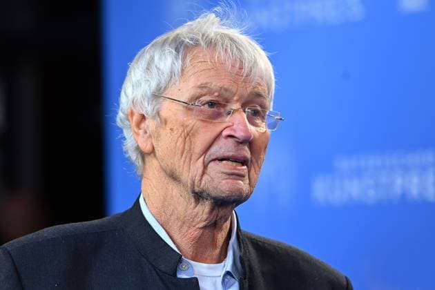 Gerhard POLT cabaret artist, single picture, cropped single motif, portrait, portrait, portrait award Bavarian Art Prize 2025 on 18 11 2025 at Bergson Kunstkraftwerk in Munich