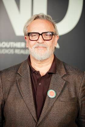 Premiere of La voz de Hind Actor and singer Enrique del Pozo poses during the red carpet of the film La voz de Hind, at the Palacio de la Prensa, on November 18, 2025, in Madrid Spain The film narrates the anguished wait of a six-year-old Palestinian girl trapped in a car under fire in Gaza, while the Red Crescent tries to rescue her, trapped in a car under fire in Gaza, while the Red Crescent tries to rescue her The film focuses on the drama of the calls for help and the helplessness of those who try to help her, without showing explicit violence 18 NOVEMBER 2025 PREMIERE FILM PRESENTATION CINEMA GAZA Madrid Madrid Spain  Copyright: xMateoxLanzuelax 7109963