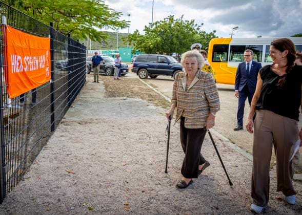 18-11-2025 Antillen Princess Beatrix, patron of the Dutch Caribbean Nature Alliance (DCNA), visited Washington Slagbaai National Park and the Jantje Beton playground and Tera Barra on the 1st day of the 2 day visit to Bonaire. Â  Copyright: xPPEx
