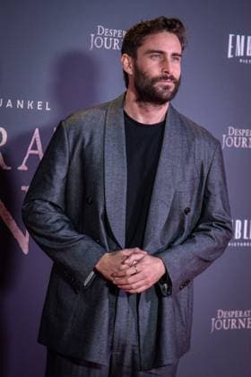 Desperate Journey London Premiere in London - 18 Nov 2025 Fernando Guallar attends the London Premiere of Desperate Journey at Odeon Luxe Leicester Square. London United Kingdom Copyright: xLoredanaxSangiulianox xSOPAxImagesx LSangiuliano-2-13