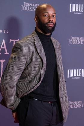 Desperate Journey London Premiere in London - 18 Nov 2025 Delwboy attends the London Premiere of Desperate Journey at Odeon Luxe Leicester Square. London United Kingdom Copyright: xLoredanaxSangiulianox xSOPAxImagesx LSangiuliano-2-4