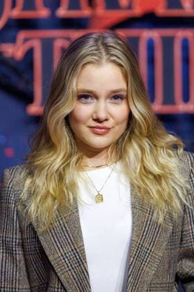 Fan event Stranger Things 5 Chiara Tews at the Netflix Stranger Things season 5 fan event at Tempelhof Airport Hangar 7 on 18 11 2025 in Berlin Copyright: xEventpressxKochanx
