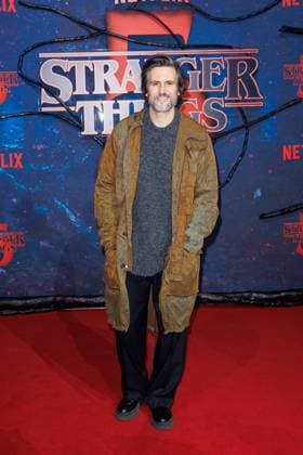 Fan event Stranger Things 5 Tom Beck at the Netflix Stranger Things season 5 fan event at Tempelhof Airport Hangar 7 on 18 11 2025 in Berlin Copyright: xEventpressxKochanx