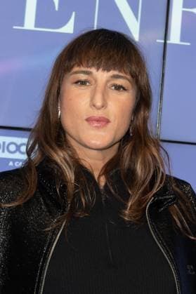 Les Enfants Vont Bien Premiere - Paris Juliette Armanet attending to the premiere of ‘Les enfants vont bien’ held at UGC Les Halles cinema, in Paris, France on November 18, 2025. Photo by Mireille Ampilhac ABACAPRESS.COM Paris France  Copyright: xAmpilhacxMireille ABACAx