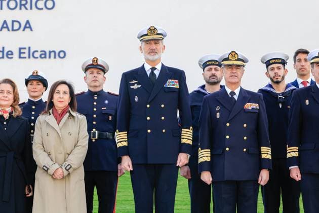 Spanish King Felipe VI and minister Margarita Robles visits the Juan Sebastián de Elcano naval historical archive in Madrid on Wednesday, 19 November 2025. Cordon Press  MarcoxAntonioxRomero