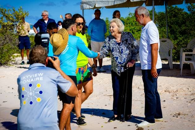 Princess Beatrix visit to the Caribbean island Bonaire. Kingdom of the Netherlands. 19 Nov 2025 Princess Beatrix during the second day of her visit to the Caribbean island of Bonaire. The Princess visited Mangrove Maniacs. Kralendijk Bonaire  Copyright: xDPPA ANx