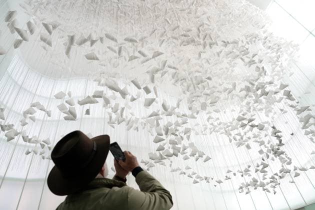 Chiharu Shiota s Art Installation Moment the Snow Melts at Mudec - Milan Preview of the installation Moment the Snow Melts by Chiharu Shiota at Mudec, Museum of Culture in Via Tortona in Milan, Italy on November 19, 2025. Photo by Duilio Piaggesi IPA ABACAPRESS.COM Milan Milan Italy  Copyright: xIPA ABACAx