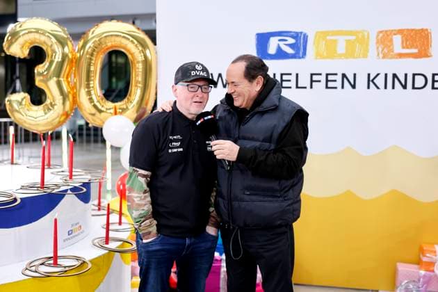 Singer Joey Kelly and presenter Wolfram Kons at a photo session to mark 30 years of the RTL telethon in the RTL building at Picassoplatz Cologne, 19 11 2025 NRW Germany Copyright: xChristophxHardtx