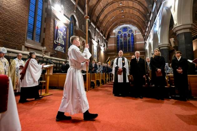 King Philippe Attends Anglican Evensong BRUSSELS, BELGIUM - King Philippe of Belgium and Annelies Verlinden, (CD&V) Minister of Justice, in charge of the North Sea of Federal Government pictured attending an Evensong at Holy Trinity Pro-Cathedral.on November 19, 2025 in Brussels, Belgium, 19 11 2025 Brussels Belgium  Copyright: xPhilipxReynaersx