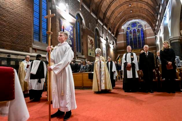 King Philippe Attends Anglican Evensong BRUSSELS, BELGIUM - King Philippe of Belgium pictured attending an Evensong at Holy Trinity Pro-Cathedral.on November 19, 2025 in Brussels, Belgium, 19 11 2025 Brussels Belgium  Copyright: xPhilipxReynaersx