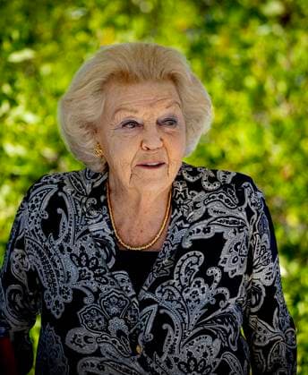 19-11-2025 Antillen Princess Beatrix visited Mangrove Maniacs and Reef Renewal Foundation Bonaire (RRFB) on the 2nd and last day of her visit to Bonaire. Â  Copyright: xPPEx