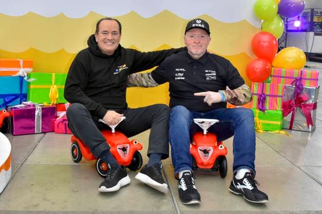 abb presenter Wolfram Kons and Joey Kelly musician athlete in the Bobbycar slide cars in the RTL studio at the photo session for the 24 hour charity birthday challenge 30th birthday of the RTL Spendenmarathon wir helfen Kindern bei RTL Deutschland on 19 11 2025 in Cologne Deutz NRW Germany