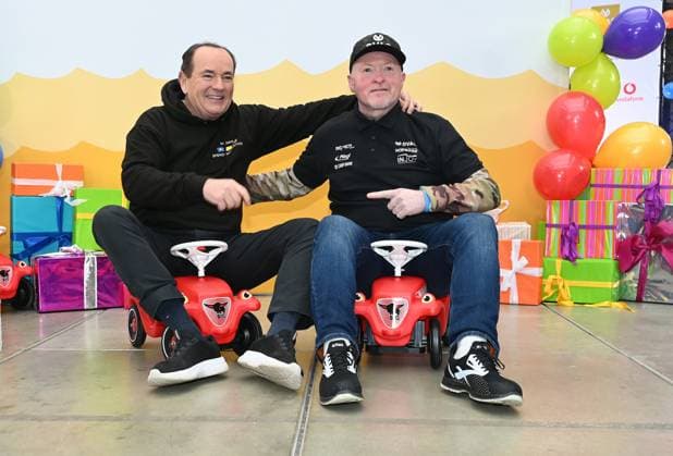 Presenter Wolfram Kons and Joey Kelly at a photo session for the 24-hour birthday challenge to mark the 30th anniversary of the RTL Spendenmarathon wir helfen Kindern, which takes place from 20 11 18 00 hrs.