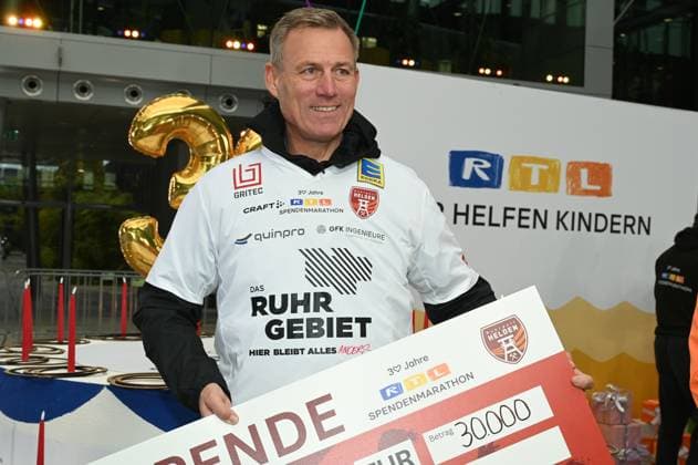 Former soccer player Ingo Anderbrügge at a photo session for the 24-hour birthday challenge to mark the 30th anniversary of the RTL Spendenmarathon wir helfen Kindern, which takes place from 20 11 18 00 hours