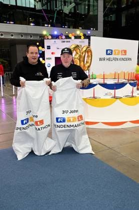 Presenter Wolfram Kons and Joey Kelly at a photo session for the 24-hour birthday challenge to mark the 30th anniversary of the RTL Spendenmarathon wir helfen Kindern, which takes place from 20 11 18 00 hrs.