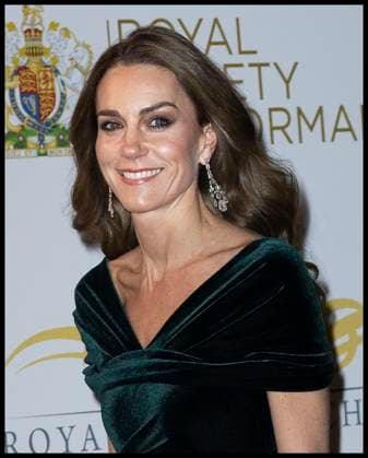 . 19 11 2025. London, United Kingdom. Prince William and Kate Middleton, the Prince and Princess of Wales arriving at the Royal Variety Performance in London.  xStephenxLockx xi-Imagesx IIM-26391-0020
