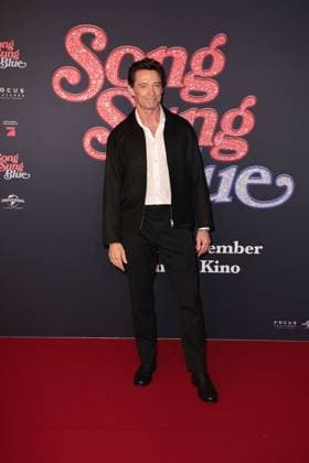 Hugh Jackman at the Song Sung Blue movie premiere on 19 11 2025 at the Zoo Palast in Berlin Song Sung Blue movie premiere in Berlin with Hugh Jackman Kate Hudson