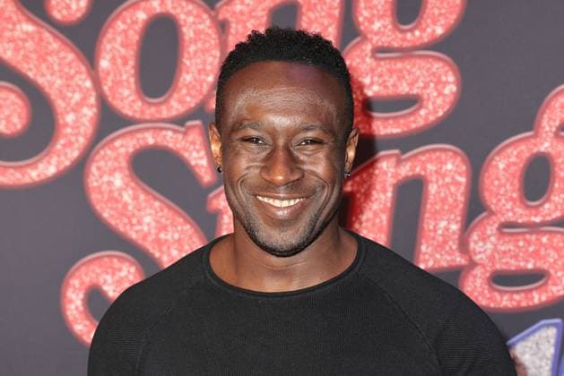 Jerry Kwarteng at the Song Sung Blue movie premiere on 19 11 2025 at the Zoo Palast in Berlin Song Sung Blue movie premiere in Berlin with Hugh Jackman Kate Hudson