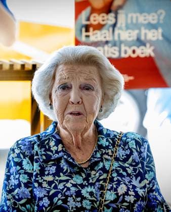 Bonaire, The Netherlands, 2025-11-19 19:15:23 BONAIRE, November 19, 2025. Princess Beatrix visits Bonaire. The visit focuses on the work of the Dutch Caribbean Nature Alliance (DCNA) and social initiatives on the islands. The Princess is the patron of DCNA. PHOTO: NLBeeld Albert Nieboer Credit: NL Beeld Patrick van Emst  Copyright: xx x